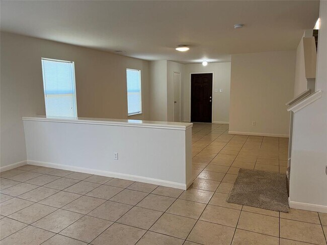 Building Photo - 6542 Hawthorne Falls Ln