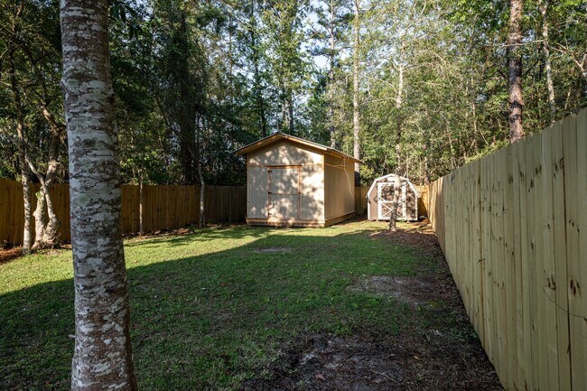 Building Photo - 2633 Bay Grove Rd