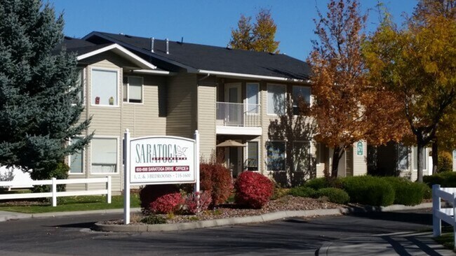 Building Photo - 617 Saratoga Dr