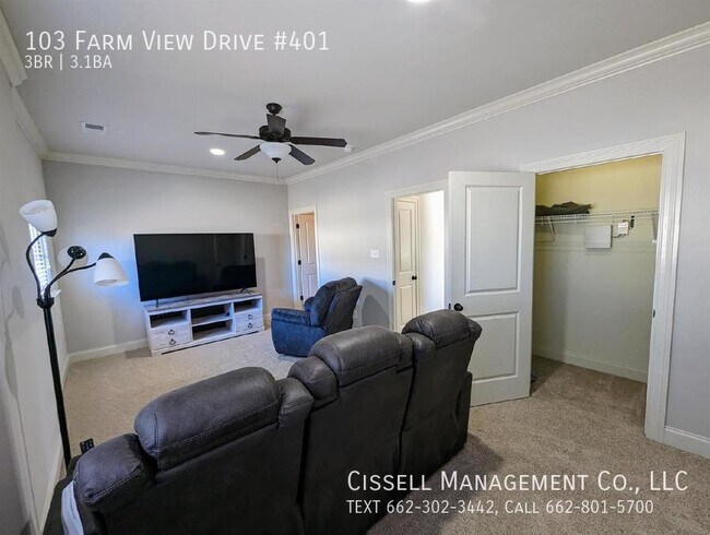 Building Photo - 103 Farm View Drive #401