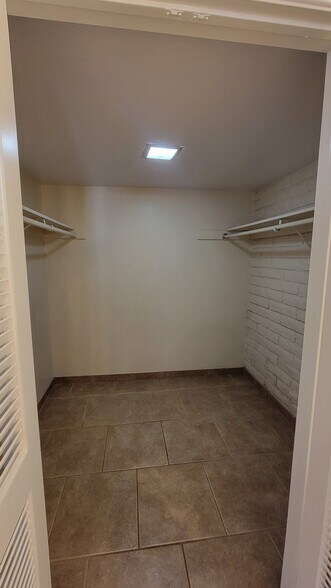 Building Photo - 7858 E Pecos Ln