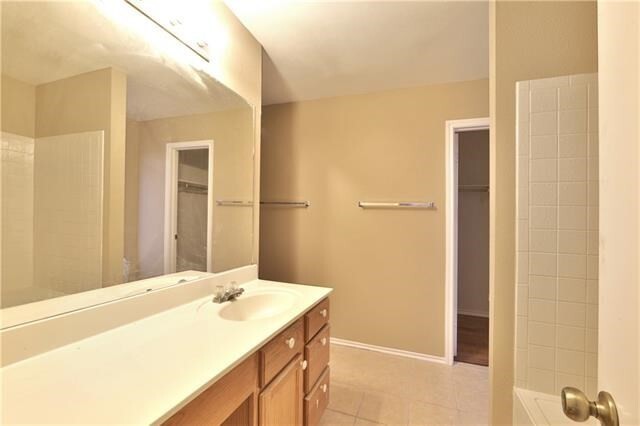 Building Photo - 505 Catumet Dr
