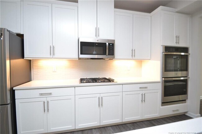 Building Photo - 1248 Channing Park Cir