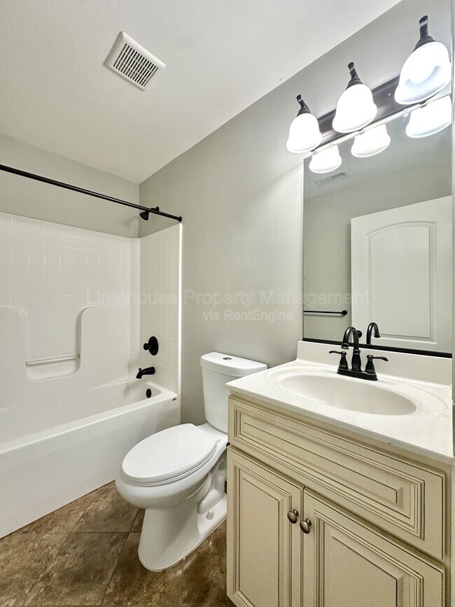 Building Photo - 3121 Deans Ct