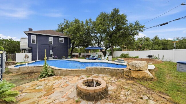 Building Photo - 1314 Stagecoach Dr