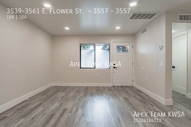 Building Photo - $995-Contemporary 1 Bed | 1 Bath Unit in D...