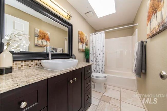 Building Photo - Gorgeous Updated Home in the Heart of Eagl...