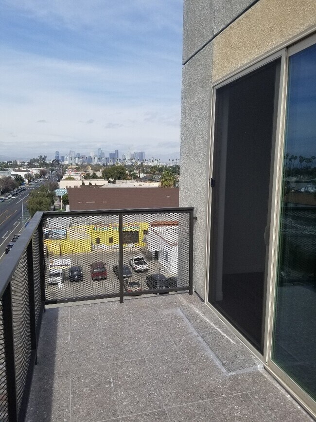 Building Photo - 4800 Avalon Blvd