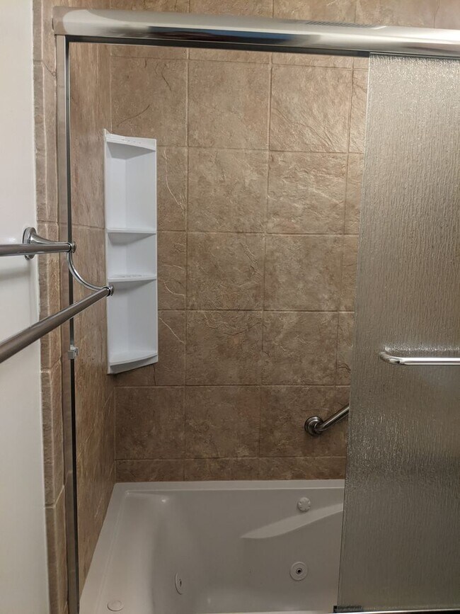 Building Photo - 2 Weeks Rent Free – Spacious 3 Bed / 2 Bath Ogden Home with Finished Basement