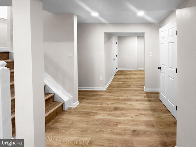 Building Photo - 340 Possum Ct