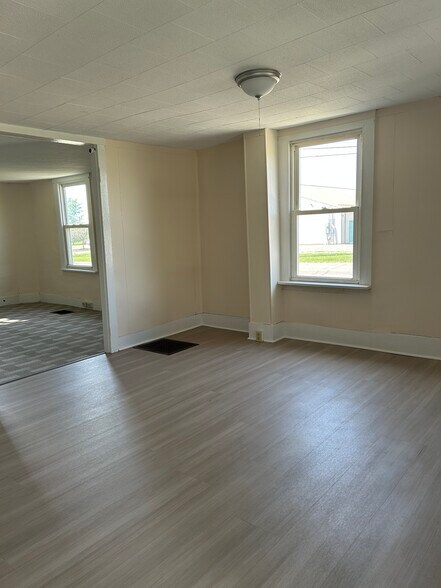 Building Photo - 29 Freeville Rd