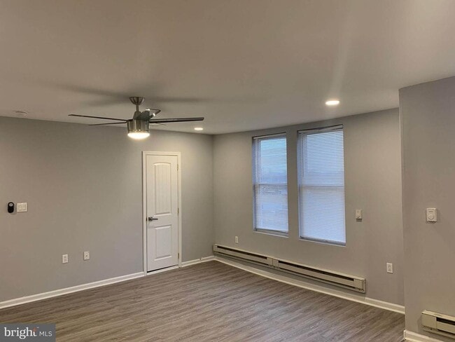 Building Photo - 6001 N 17th St