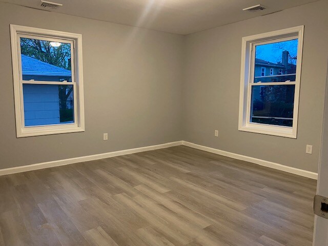 Building Photo - 18 Nuvern Ave