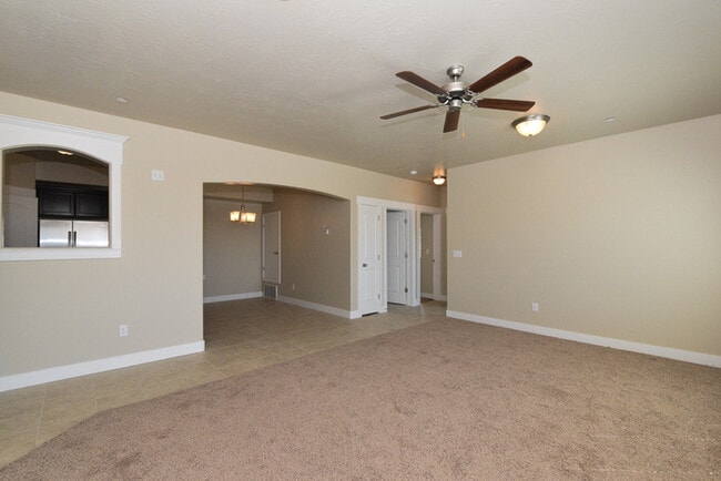 Building Photo - Beautiful Hillcrest Condo in Saratoga Springs