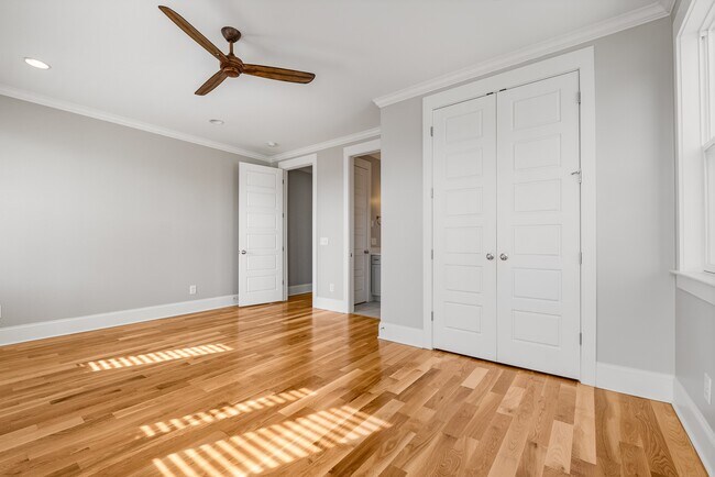 Building Photo - 4604A Michigan Ave