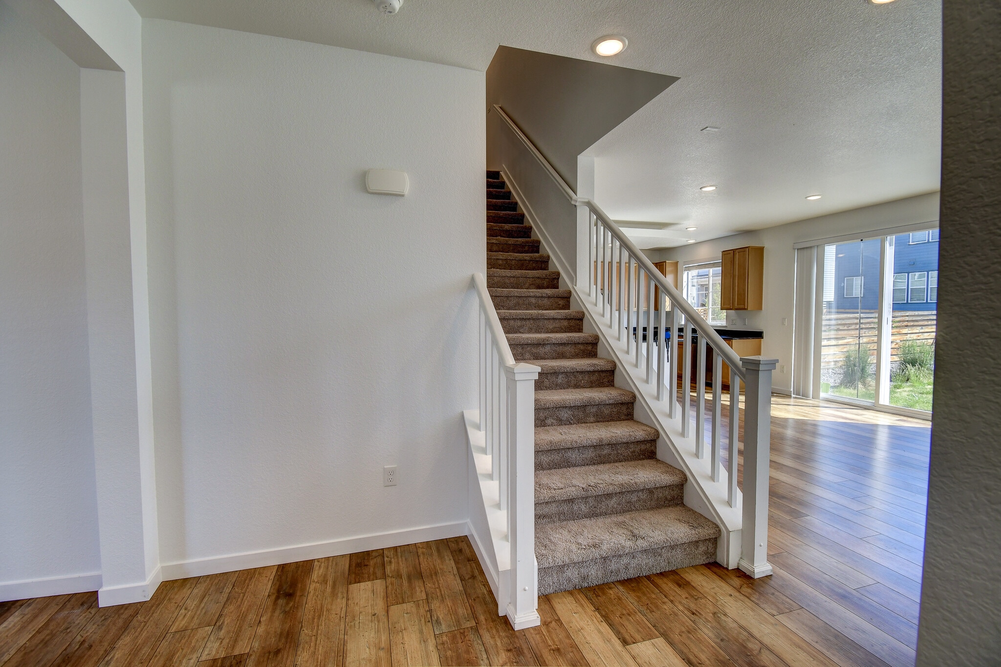 Building Photo - 3846 N Catawba Way