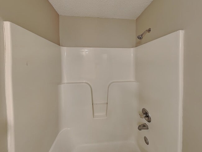 Building Photo - 9036 Gracie Ln