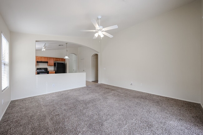 Building Photo - 12447 W El Nido Ln