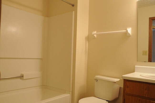 Building Photo - 5561 Cedar Springs
