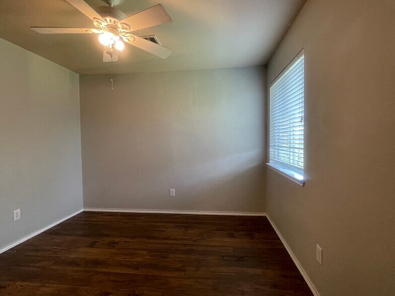 Building Photo - 411 Marquitos Drive