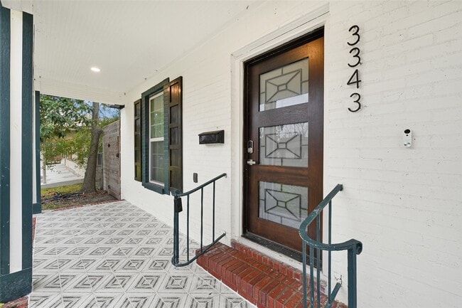 Building Photo - 3343 Tampa St