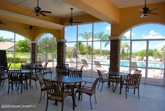 Building Photo - 1610 Lago Mar Dr