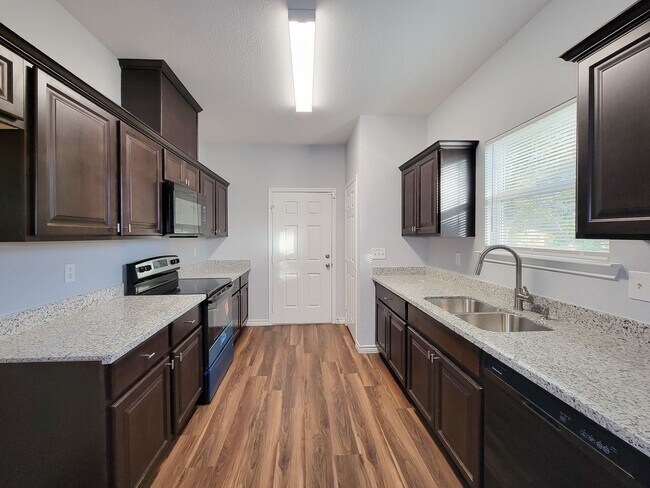 Building Photo - 3201 J P Davis Ave