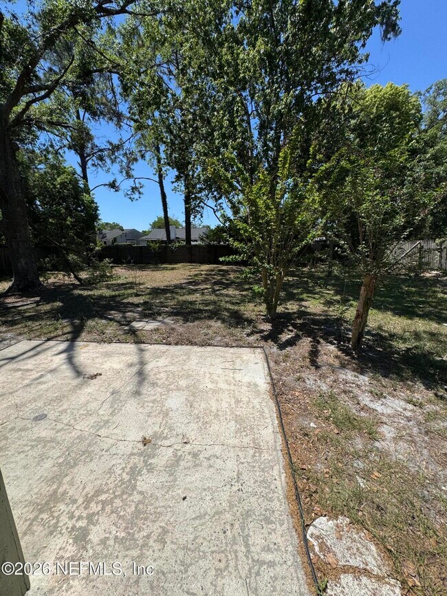 Building Photo - 8321 Crosswind Rd