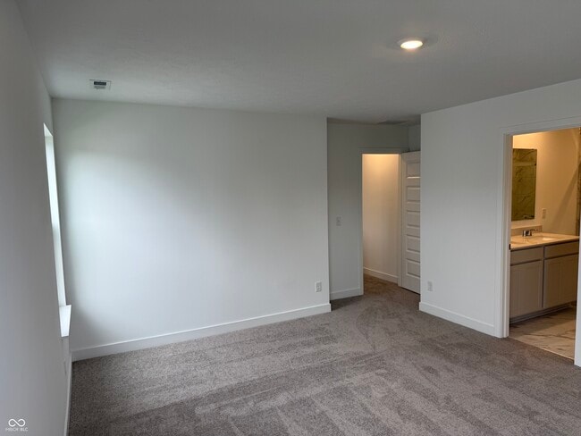 Building Photo - 411 Eisenhower St