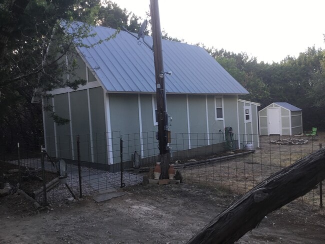 Building Photo - 1757 Co Rd 201