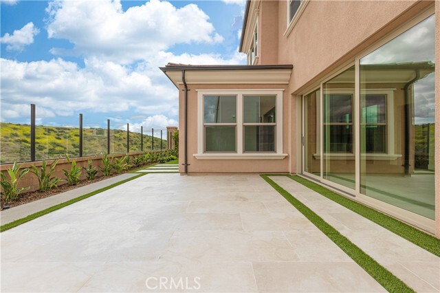 Building Photo - 122 Mossvine