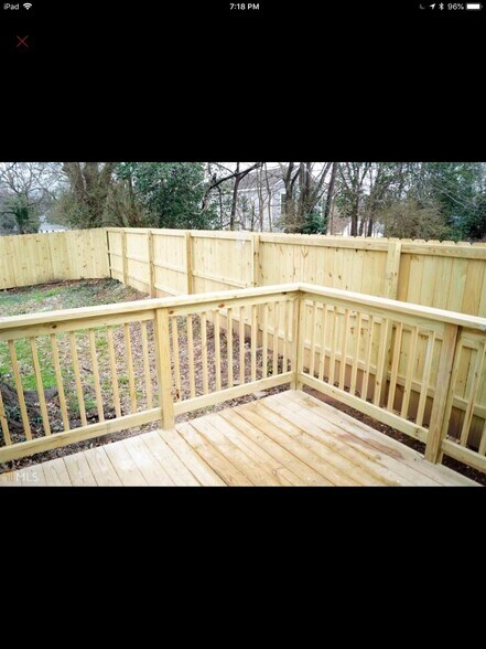 New deck. - 916 Coleman St SW