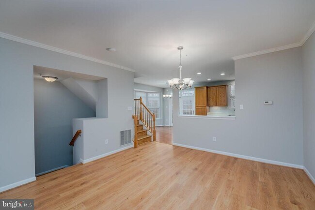 Building Photo - 20821 Shamrock Glen Cir