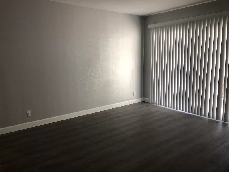 Building Photo - 21107 Vía Santiago