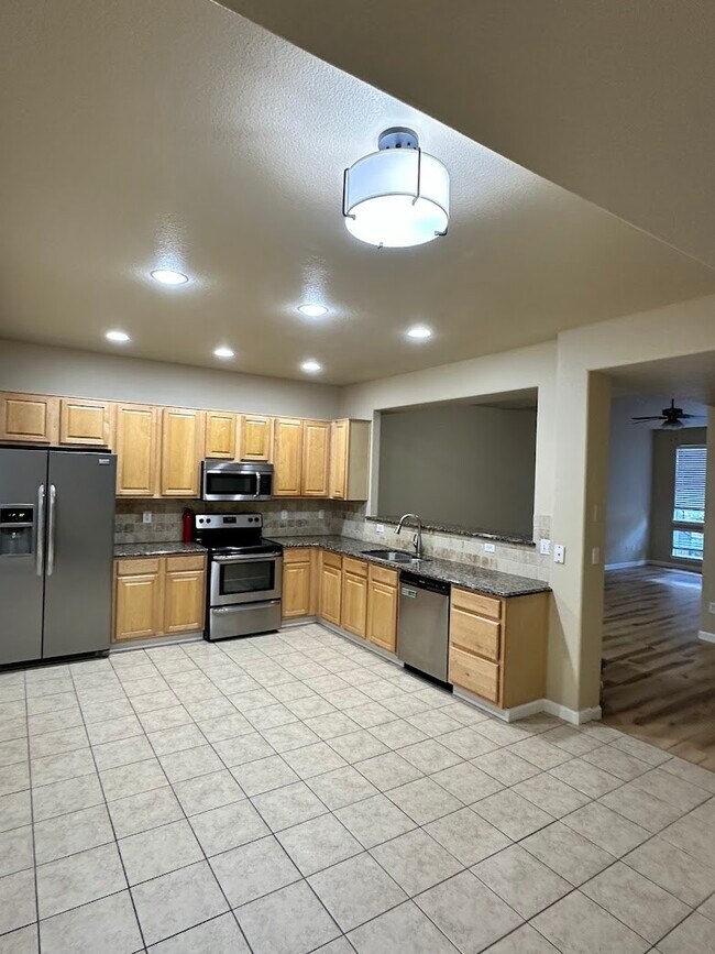 Building Photo - 4519 S Atchison Way