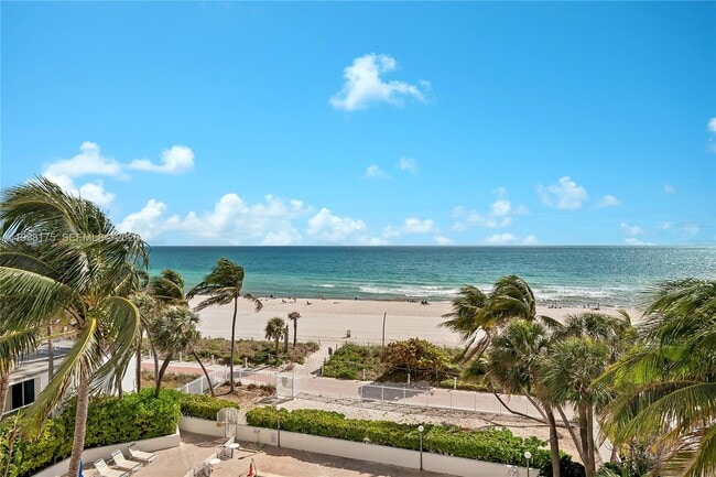 Building Photo - 5415 Collins Ave