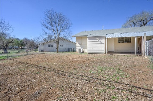 Building Photo - 120 Coers Cir