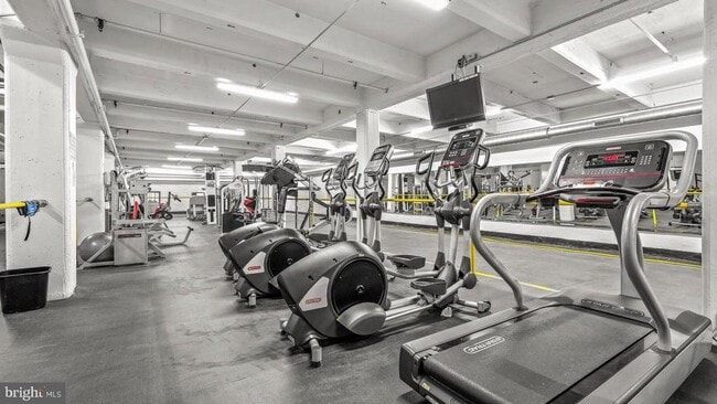 Building Photo - 444 N 4th St