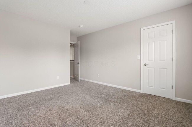 Building Photo - 578 Tallman St