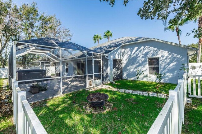 Building Photo - 12 Peruvian Ln