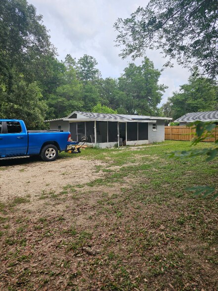 Building Photo - 19645 SW Lark Dr