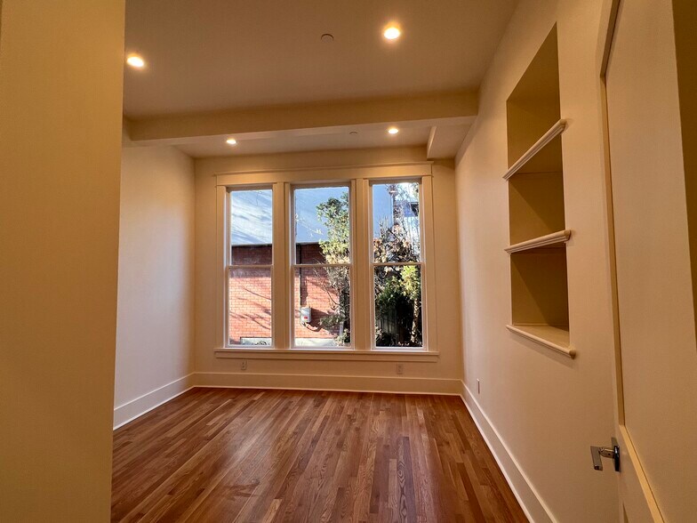 West Bedroom - 2222 W 2nd Ave