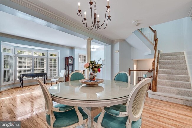 Building Photo - 150 Rees Pl