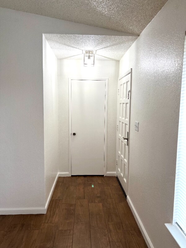 Building Photo - 4312 White Ln