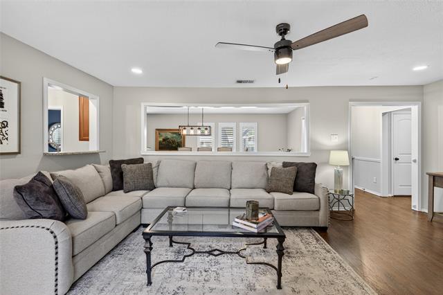 Building Photo - 3533 Chellen Dr