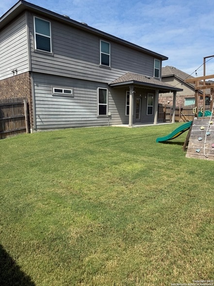 Building Photo - 2055 Trumans Hl