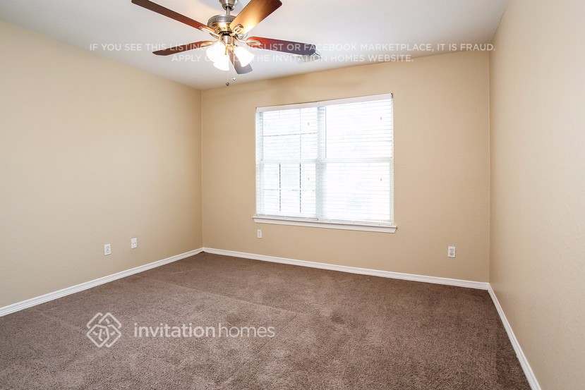 Building Photo - 9139 Prairie Trails Dr