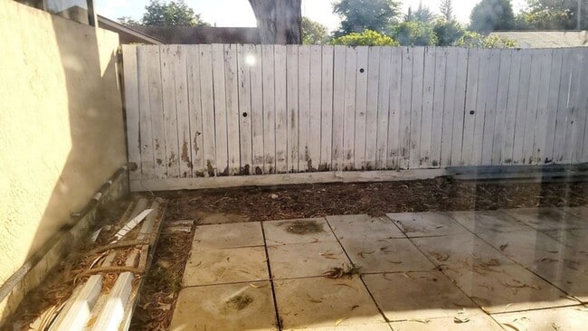 Building Photo - 4049 SW 68th Way