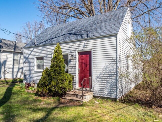 Building Photo - Maple Cabin