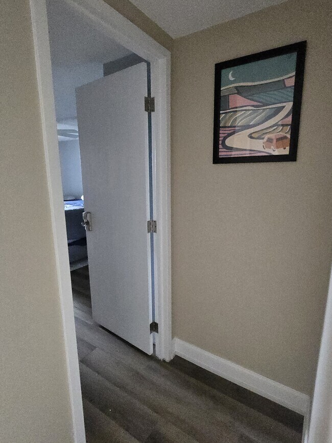 Building Photo - 200 Burkhall St